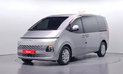 Hyundai Staria