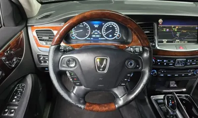 Hyundai Equus