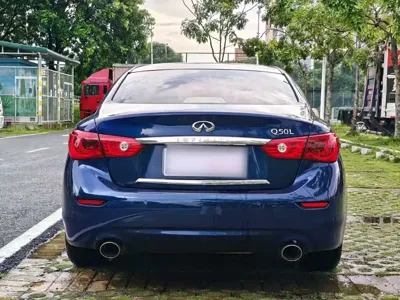 Infiniti Q50L