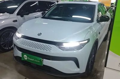 Leapmotor C11