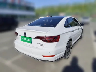 Volkswagen Sagitar