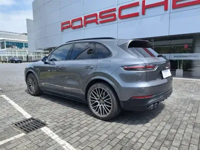 Porsche Cayenne Hybrid