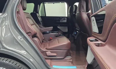 Lincoln Aviator