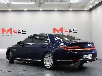 Genesis G90