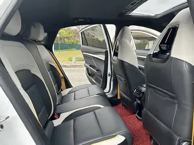 MG MG5 Scorpio