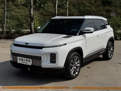 Geely ICON