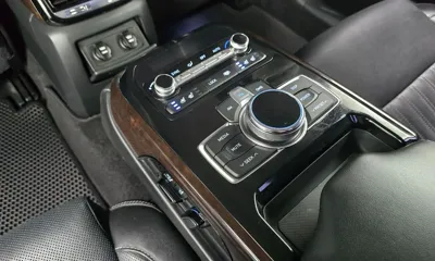Genesis EQ900