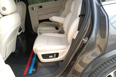 Li Auto L9