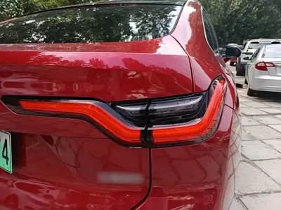 Nio EC6