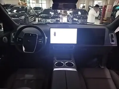 Li Auto Li L8