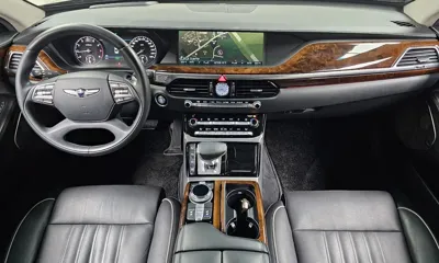 Genesis EQ900