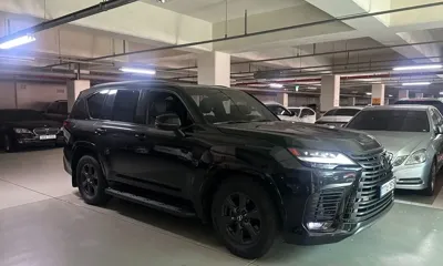 Lexus LX
