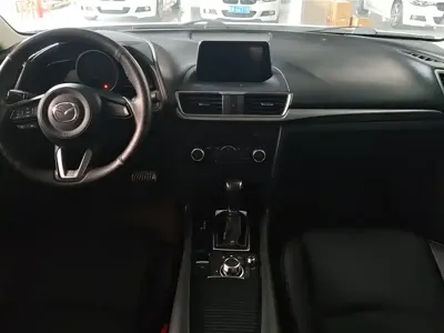 Mazda 3 Axela