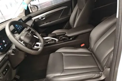 Wuling Asta