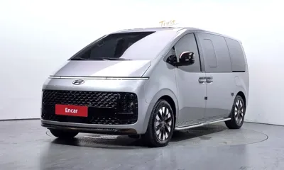 Hyundai Staria