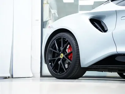 Lotus Emira
