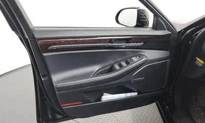 Genesis EQ900