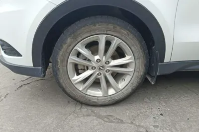 Dongfeng Fengon 580
