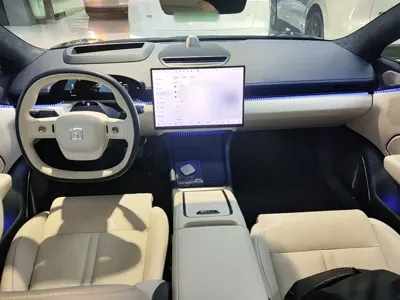 Zeekr 007