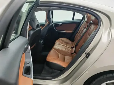Volvo S60 (Import)