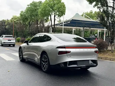 Xpeng P7