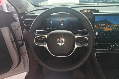 Leapmotor C11