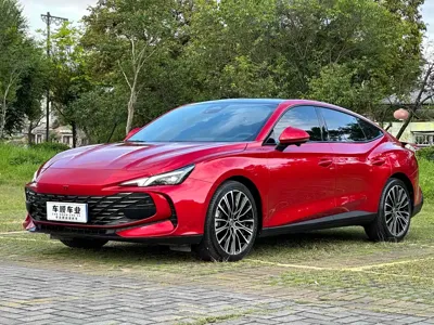 MG MG7