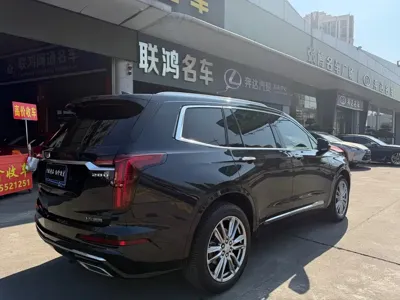 Cadillac XT6