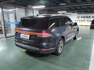 Lincoln Aviator