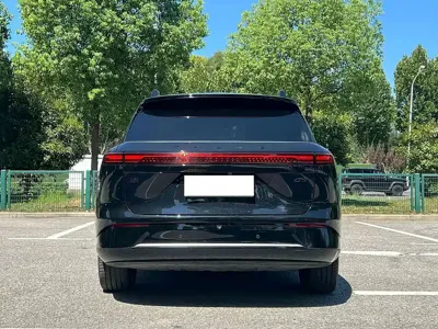 Xpeng G9