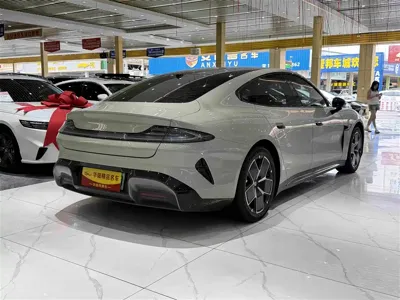 Xiaomi SU7