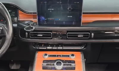 Lincoln Aviator