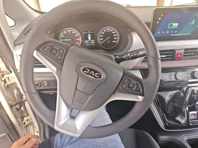 JAC Refine M3