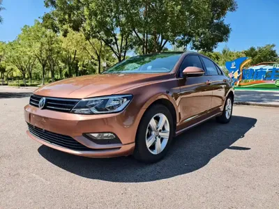 Volkswagen Lamando
