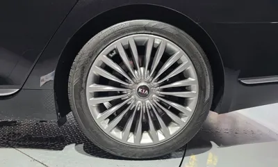 Kia K9
