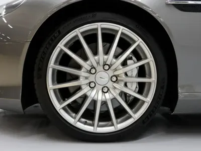 Astonmartin DB9