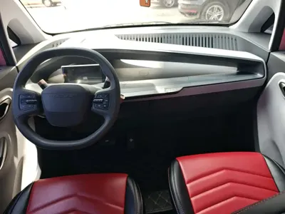 Baojun E200