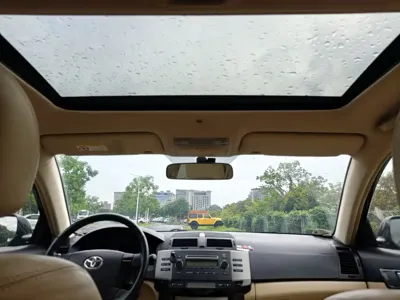 Toyota Reiz
