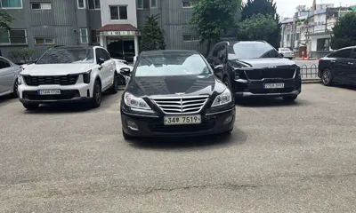 Hyundai Genesis