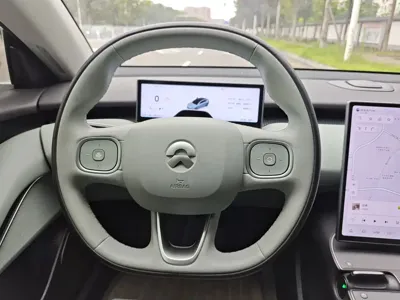 Nio ET5