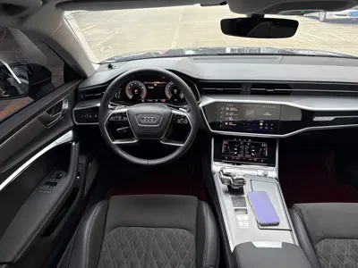 Audi A7L
