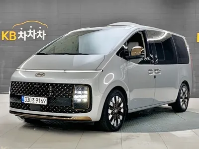 Hyundai Staria