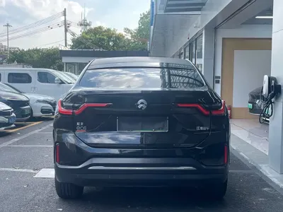 Nio EC6