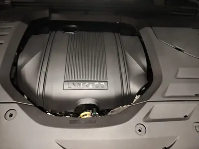 Lynk & Co 02