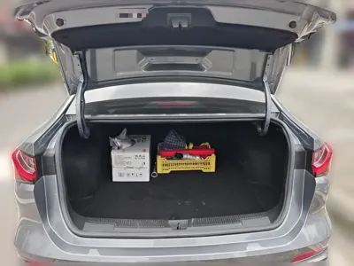 Roewe i5