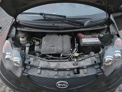 BYD F0
