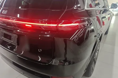 Li Auto L7