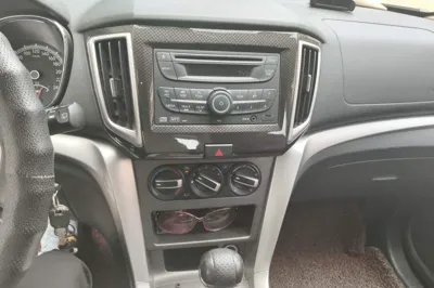 Venucia T70