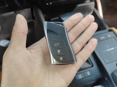 Lexus ES