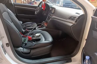 Hyundai Elantra (6th Generation